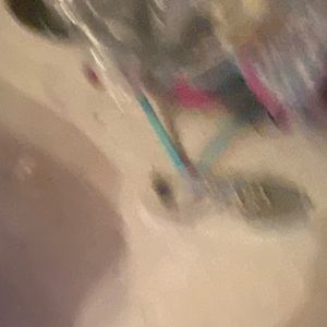 Meet your Posher, Alerto